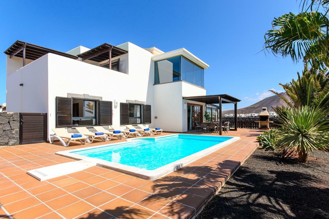 Villa Hipoclub Villas,tabarovilla *