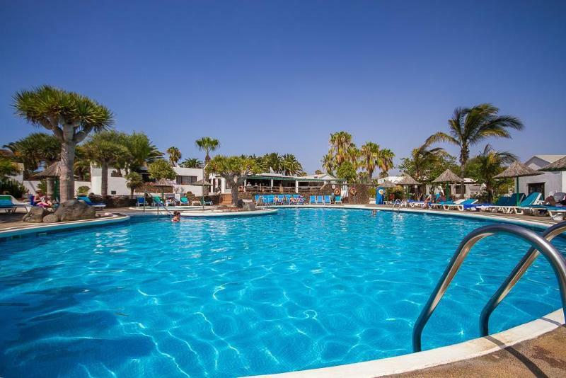 Ona Casitas Aparthotel 4*