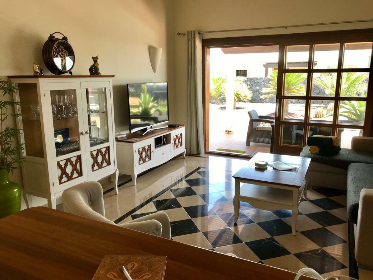Mici Villa