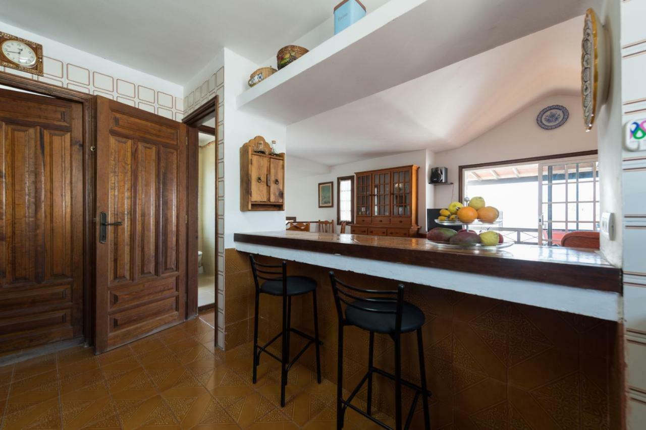 2br House - Solarium & Shower Terrace - 13 Puerto del Carmen (Lanzarote)