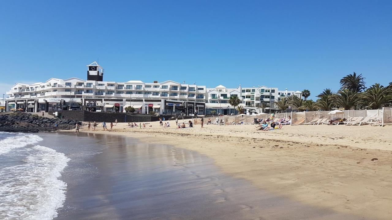 Lanzarote Apartment: Beachfront Oasis In Apartment *