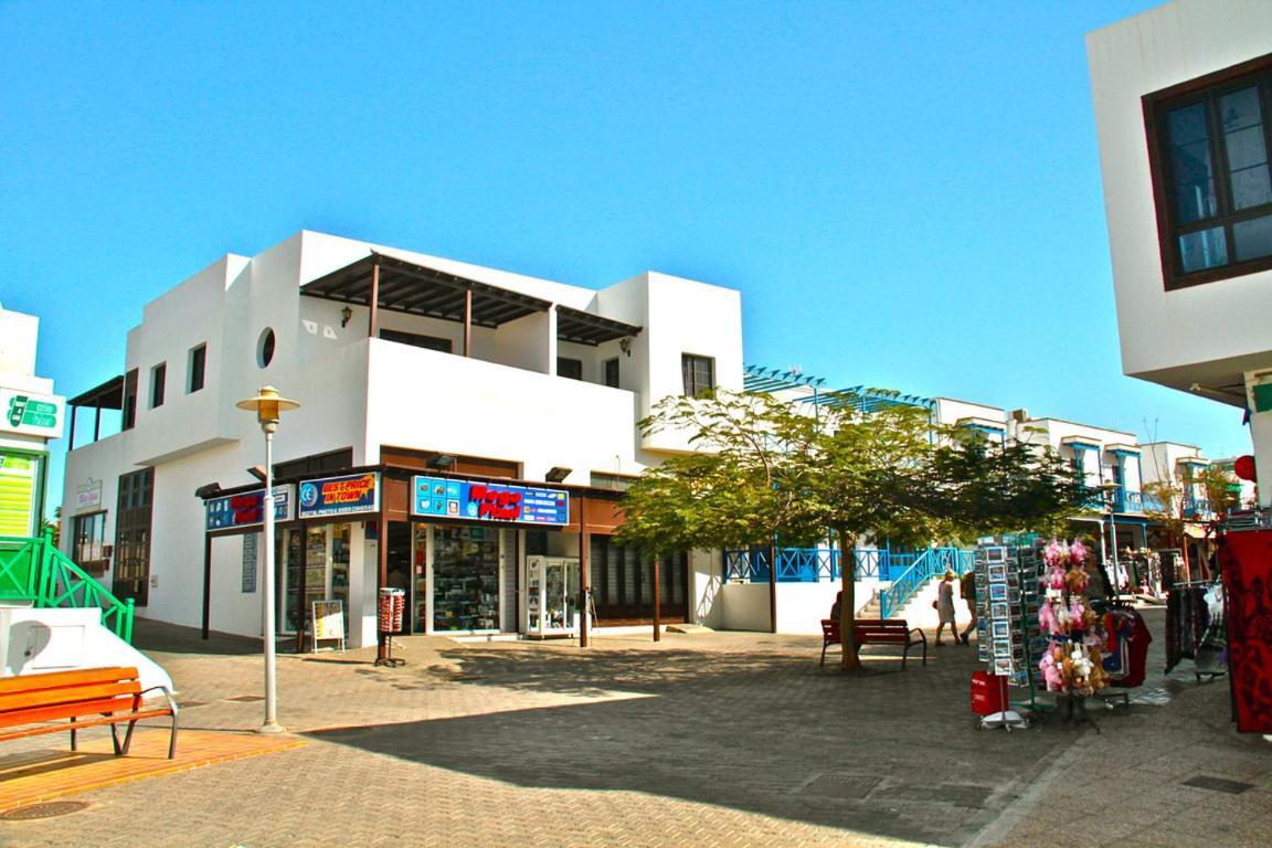 Puerto 1, 2 Y 3 Playa Blanca (Lanzarote)