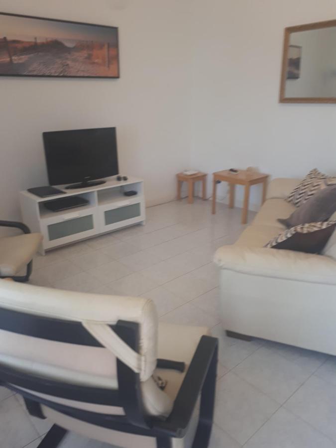 No.7 Nova , Av. Francia Apartamento