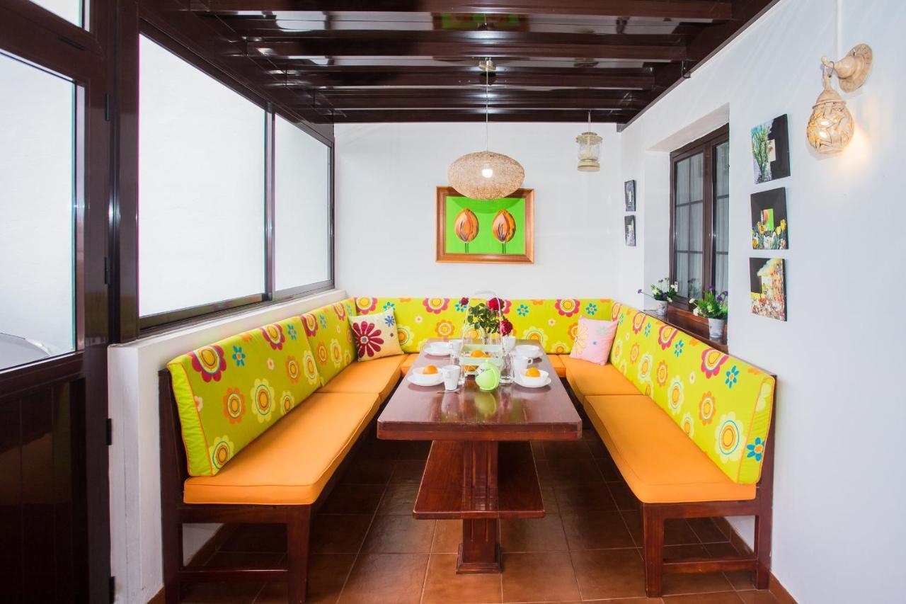 Casa Lola
