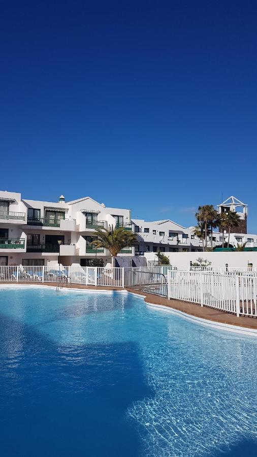 Lanzarote Apartment: Beachfront Oasis In Apartment Costa Teguise