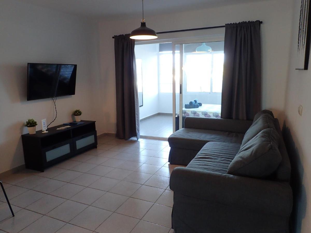 Beautiful On The Seafront Apartment