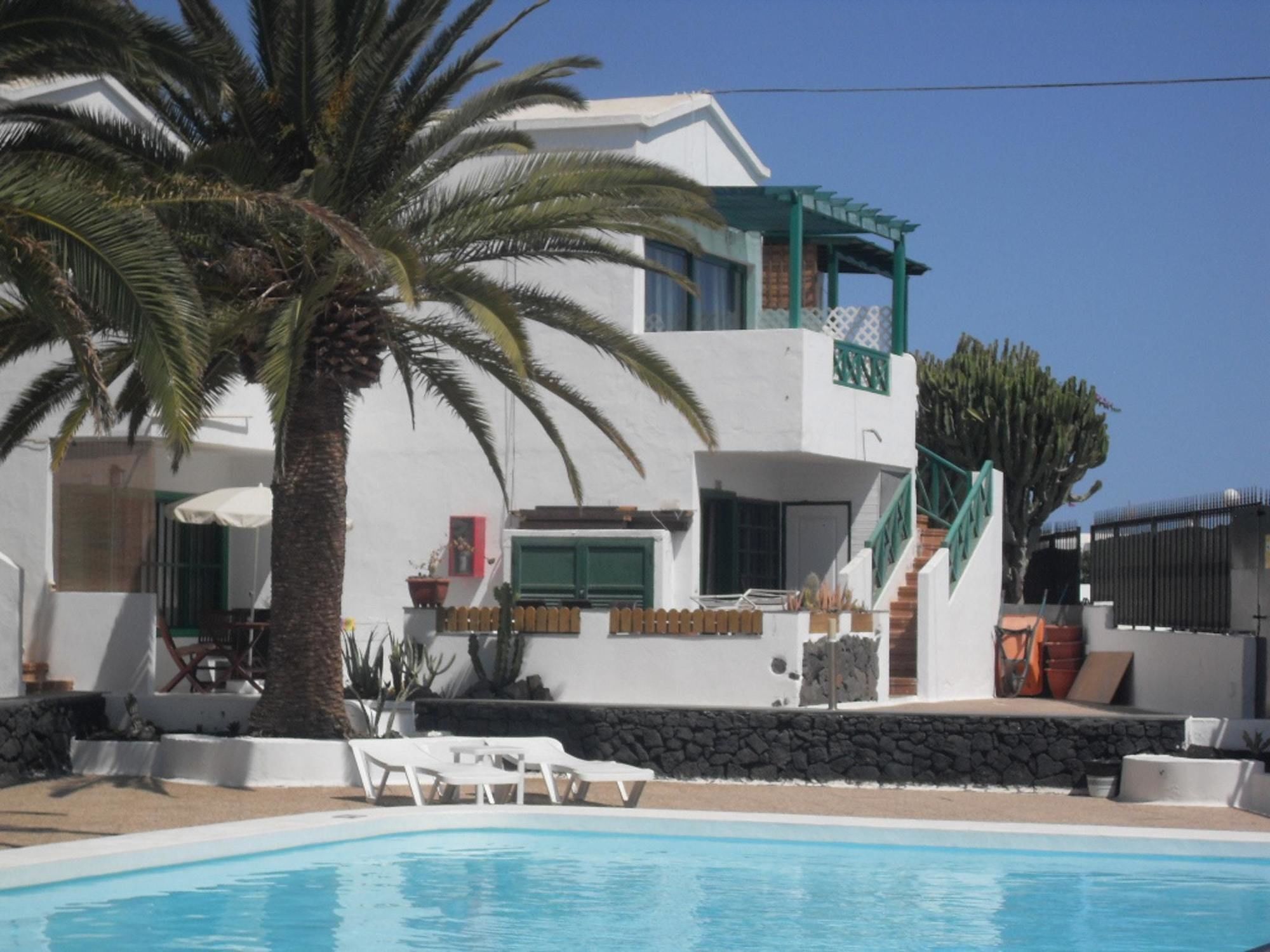 With One Bedroom In Puerto Del Carmen, With Wonderful Sea Vi *
