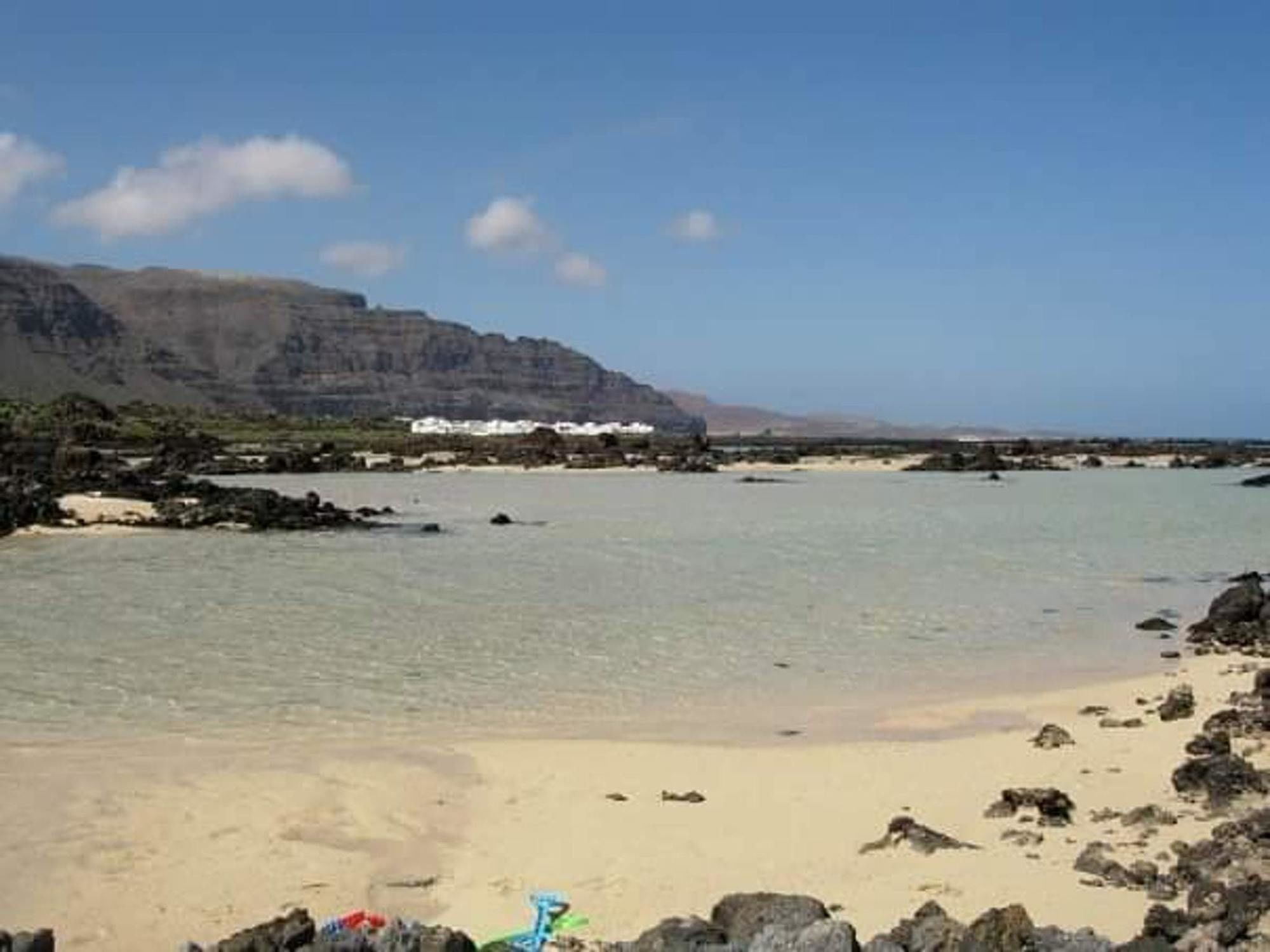 Apartamento With 2 Bedrooms In Tias, With Wonderful Sea View And Terrace Tías