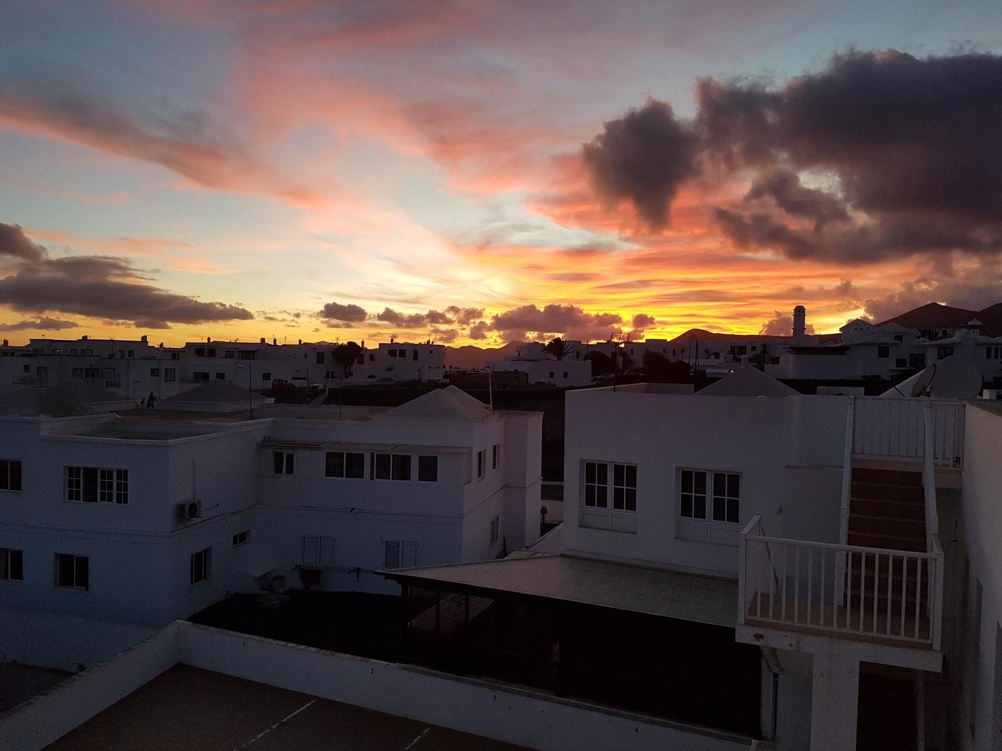 With 2 Bedrooms In Tias, With Wonderful Sea View And Terrace * Tías