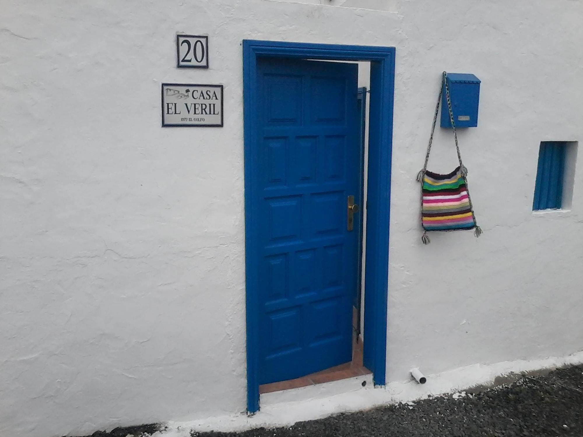 House With 3 Bedrooms In El Golfo, Lanzarote, With Terrace And Wifi Near The Apartamento *