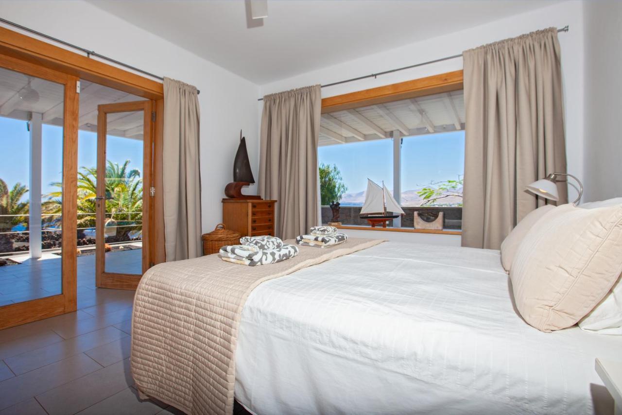 Luna Mar Villa *