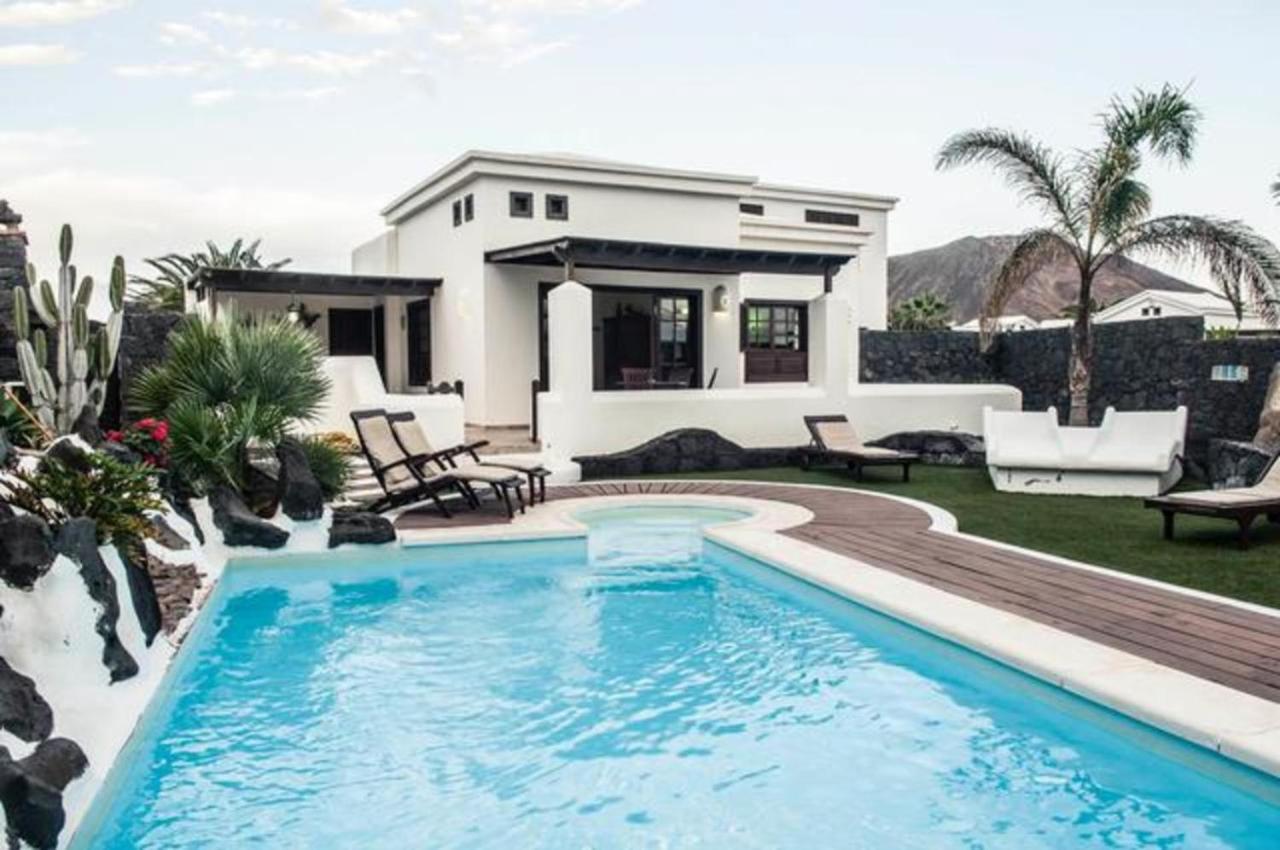 Eslanzarote Victoria, Heated Pool, Super Wifi, Sat Tv Villa Playa Blanca (Lanzarote)