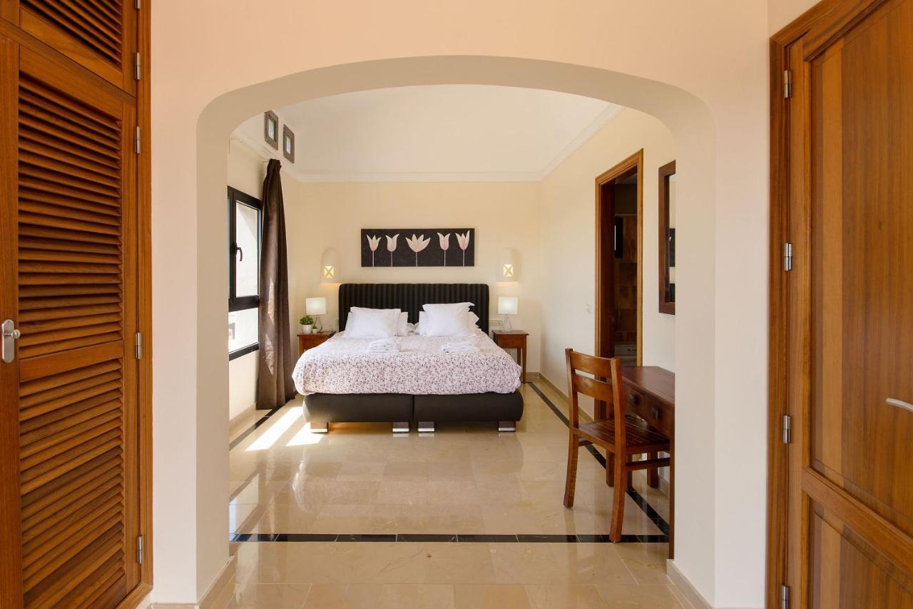 Zafiro 34 Villa *