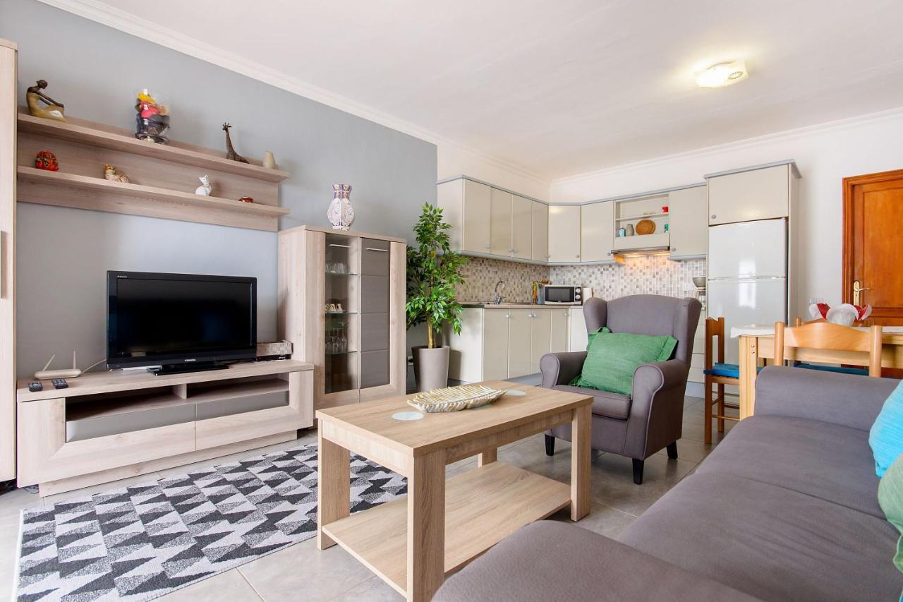 Morales Apartment