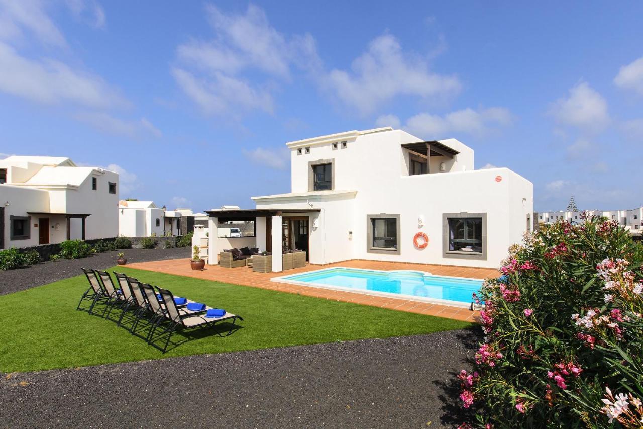 Zafiro 34 Playa Blanca (Lanzarote)