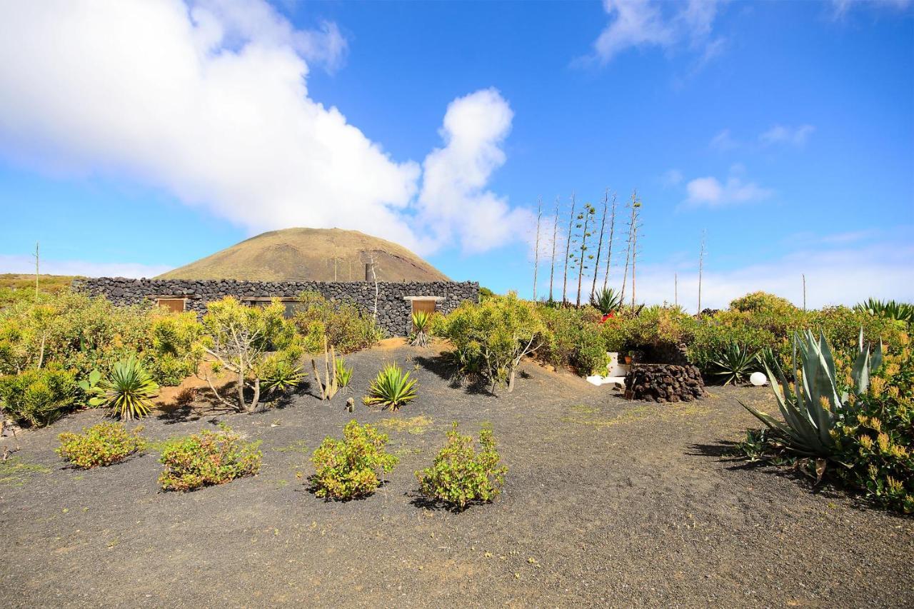 La Bodega - House On Volcano With A Piano * Haria