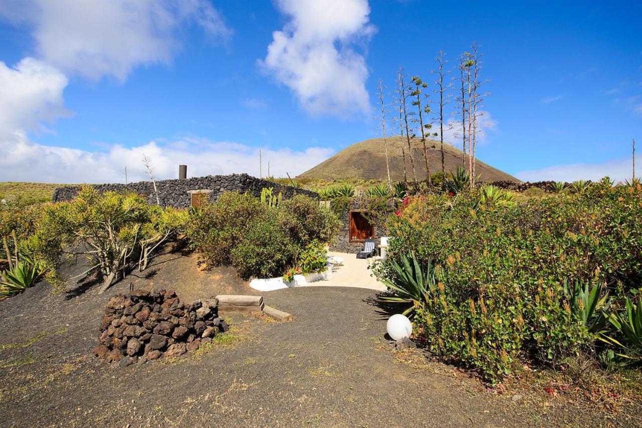 La Bodega - House On Volcano With A Piano Villa Haria