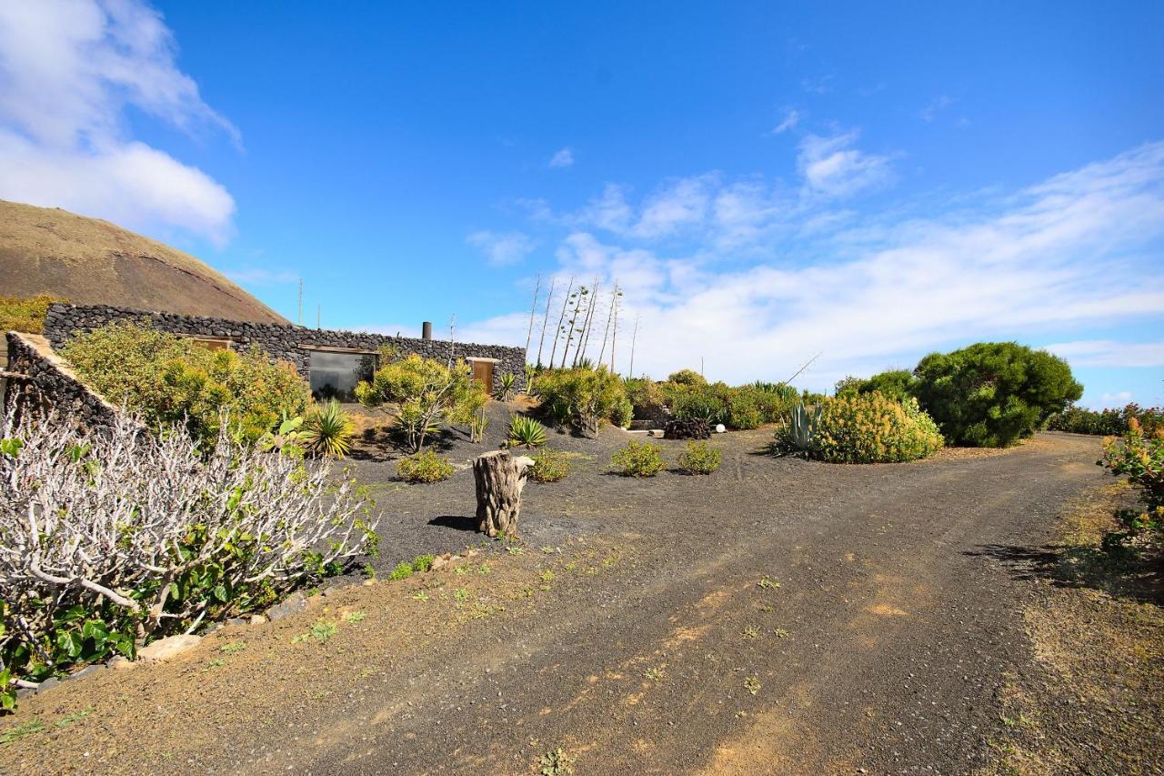La Bodega - House On Volcano With A Piano *