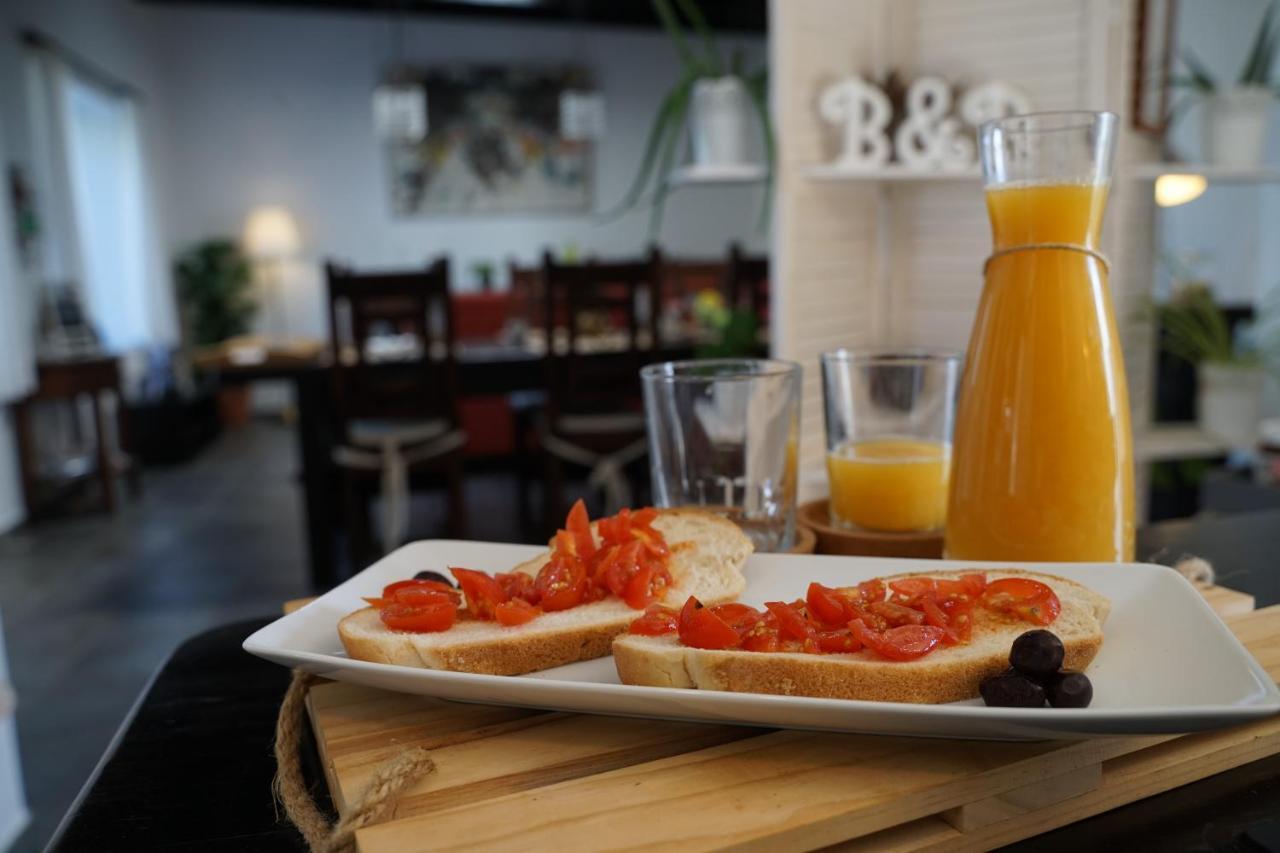 La Mimosa Bed & Breakfast *