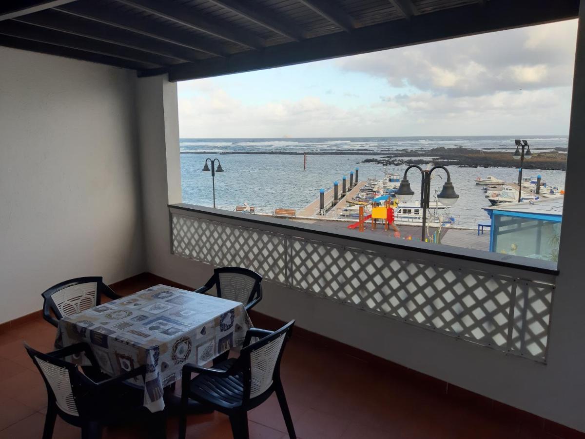 Frente Al Mar *