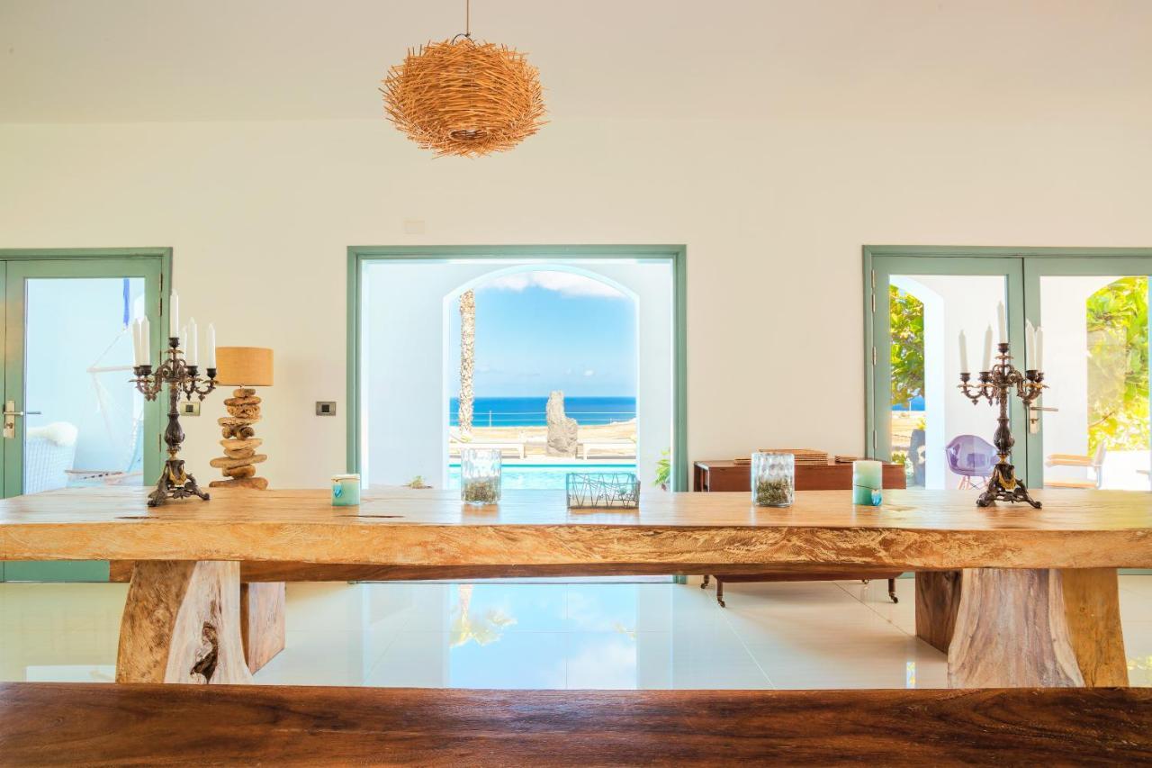 Palacio And Yurt - 2 Pools - Hot Tub - Fantastic Sea Views Villa Tabayesco