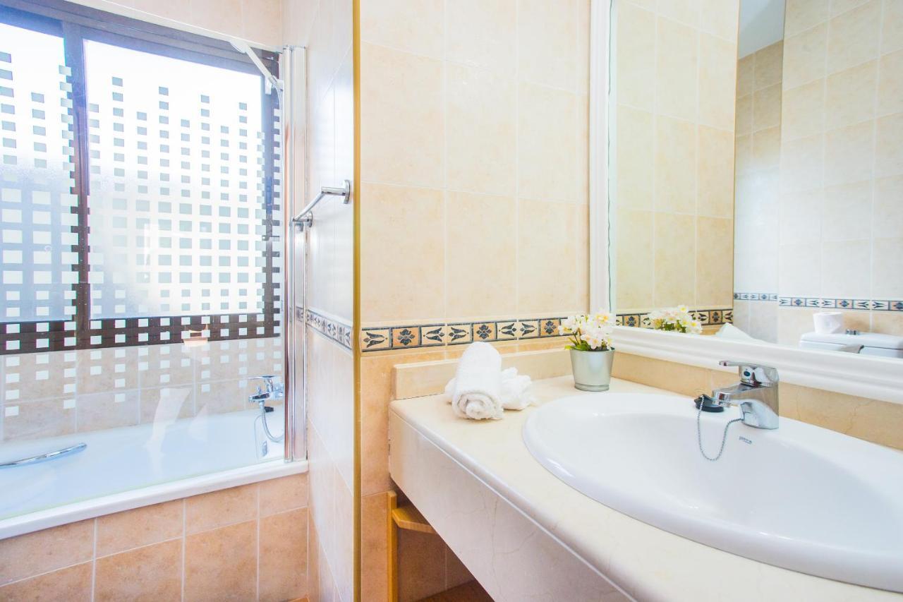 Witha - Villas Blancas *