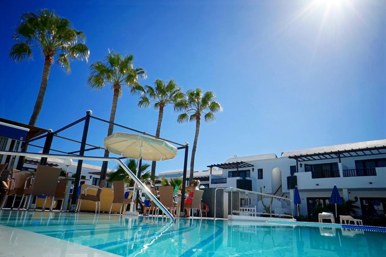 Plaza Azul Puerto del Carmen (Lanzarote)