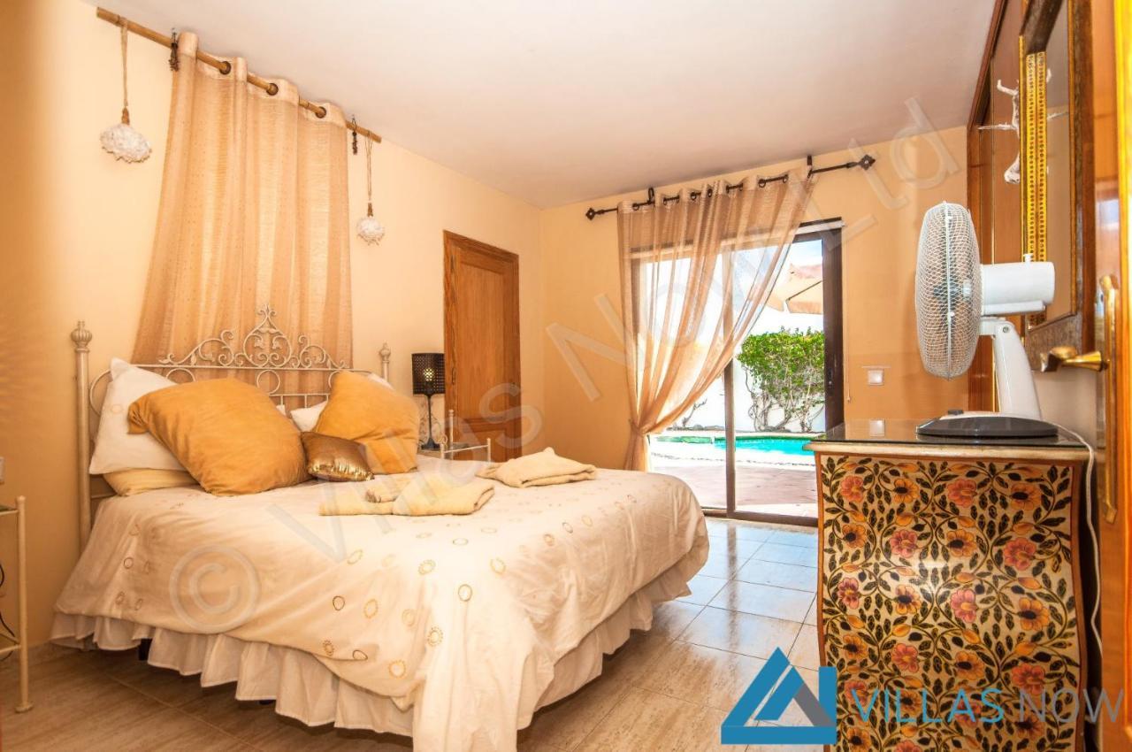 Casa Dos Estrellas Villa *
