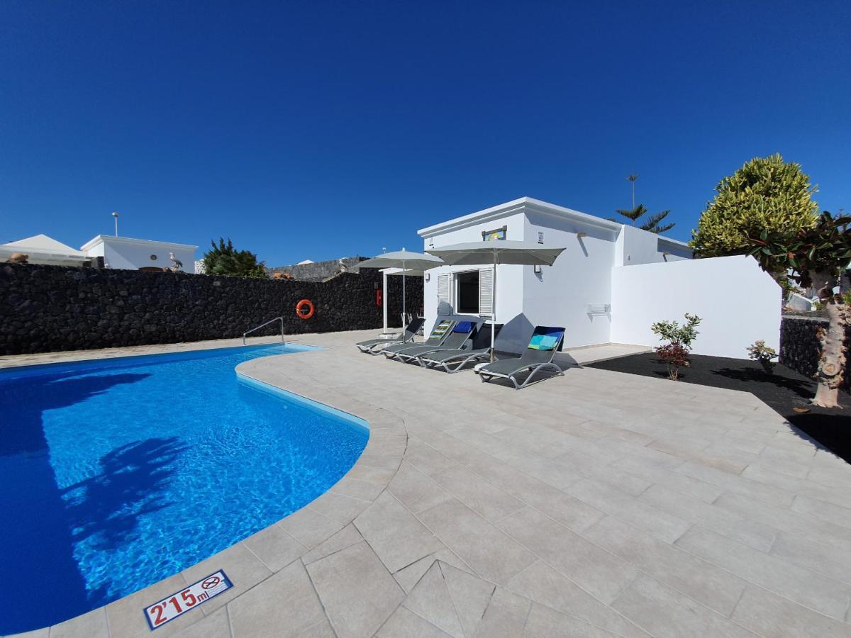 2 Bedroom Cassandra And Katrina With Private Heated Pools. Villa