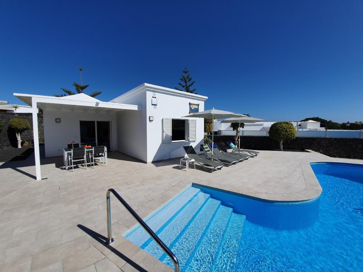 2 Bedroom Cassandra And Katrina With Private Heated Pools. Villa