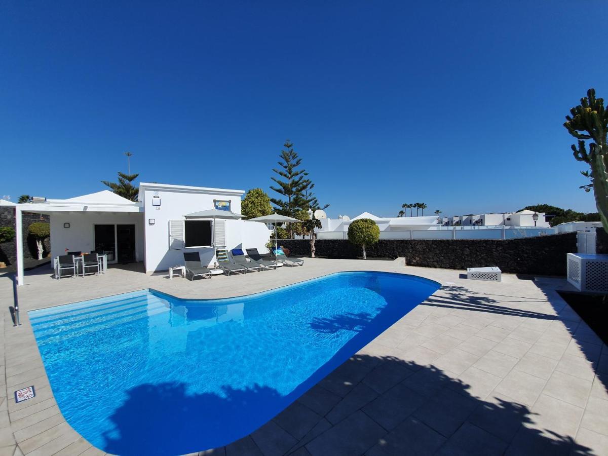 2 Bedroom Cassandra And Katrina With Private Heated Pools. * Puerto del Carmen (Lanzarote)