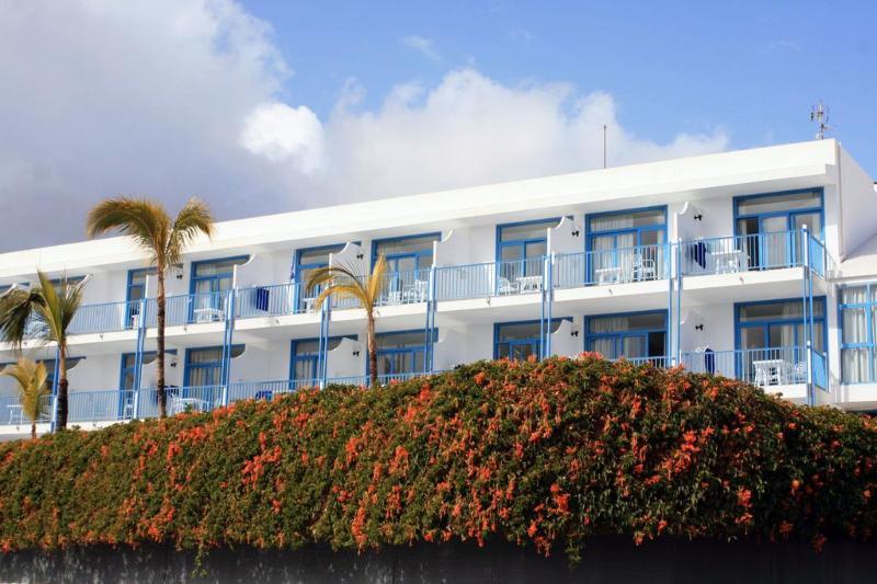 Costa Volcan And Hotel 2*