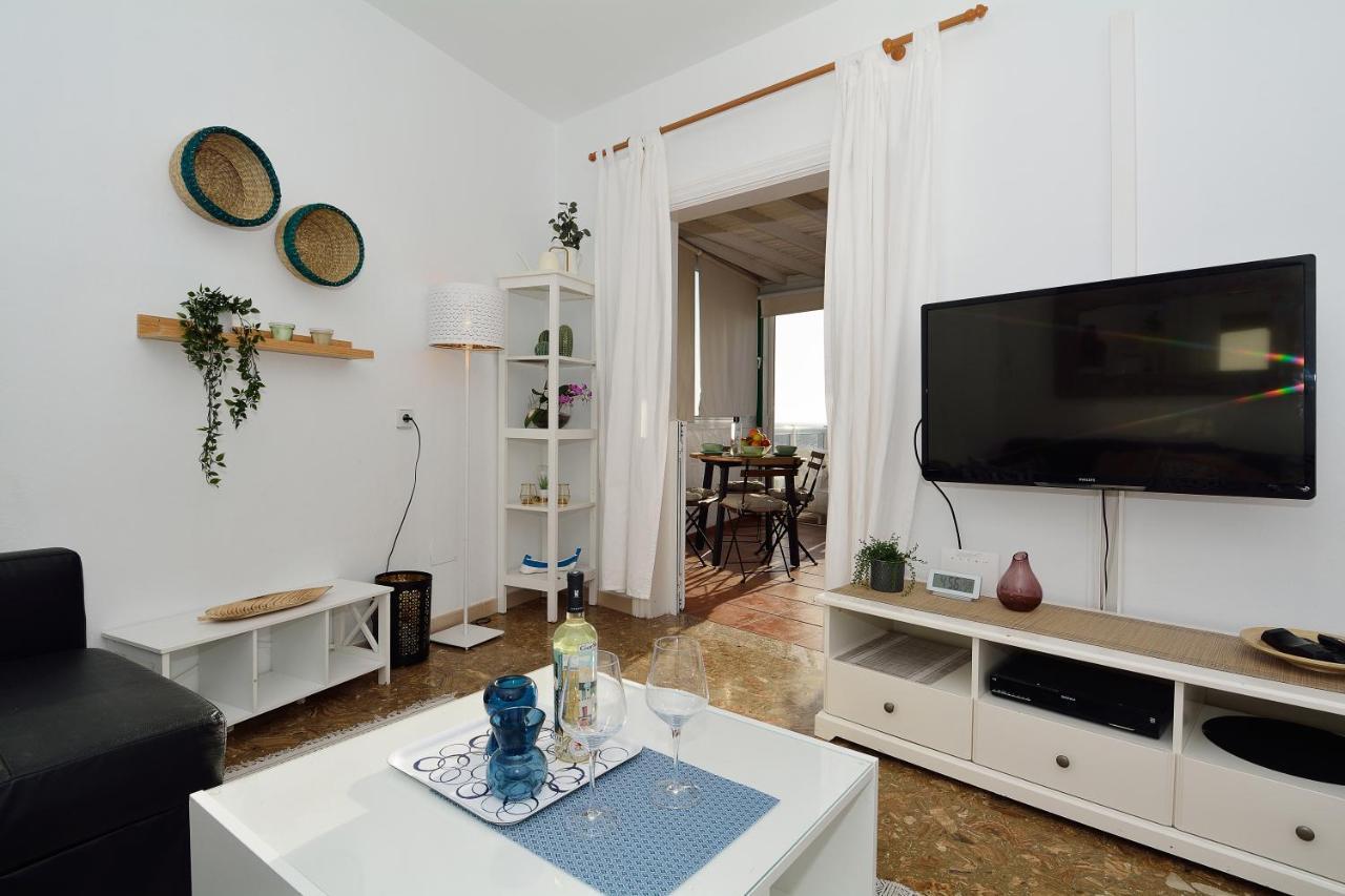 Sea Views In Prime Location By Pvl Apartamento