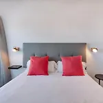 Casa De La Nobleza