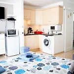 Cozy Etta Apartment 501 With A Wonderful Sea-View Terrace