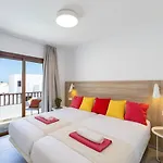 Villa Naomi By Villa Plus