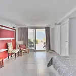 La Santa - Casa Marosenia