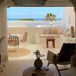 Estilo Y Calma Frente Al Mar