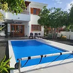 Villa Anna With Heated Pool
