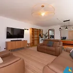 239 - Casa Lily By Villas Now Ltd