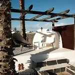 Traumvilla Mit Pool & Meerblick