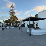Sol Y Lava