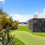 Villa Macaronesian