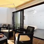 Apartamentos Club De Mar