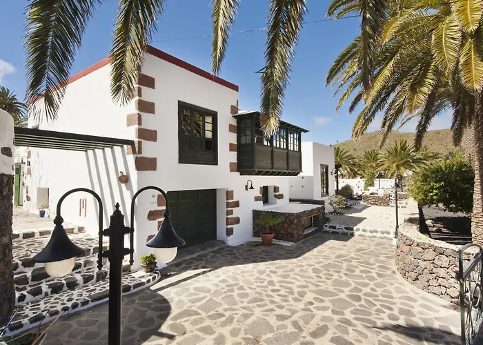 Villa Haria Lux By Escapehome