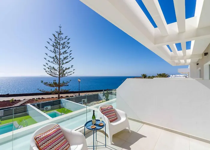 Marina Suite Villa Azul