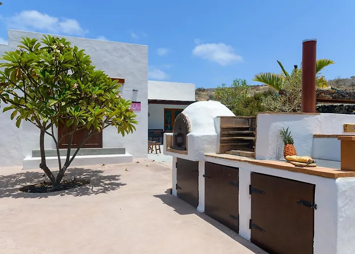 Holiday house Casa Mariposa in Tabayesco