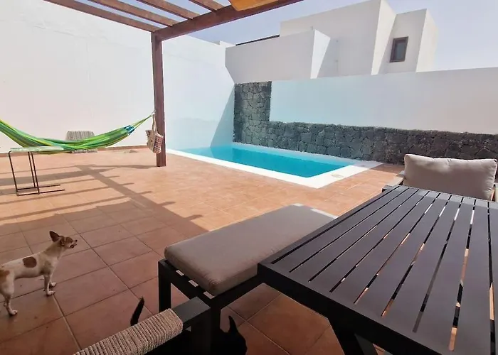 Villa Naay