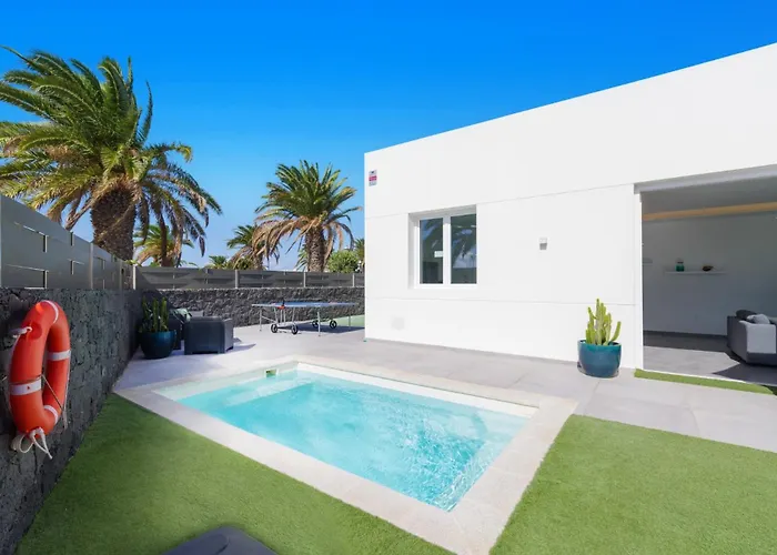 Villa Wave 1 By Villa Plus