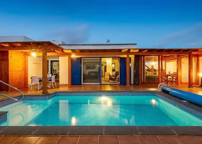 Villa Maiteren Etxea- 4 Beds Property With Private Pool